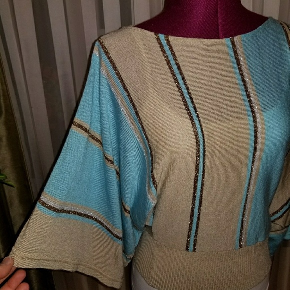 Fun striped Kimono Style Knit crop top - Picture 1 of 6